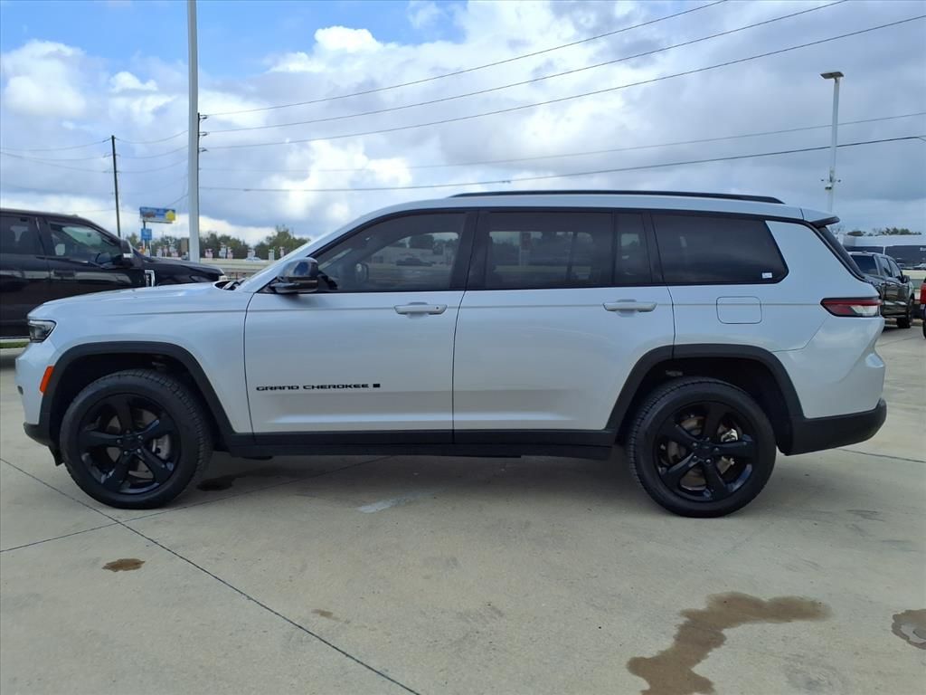 2023 Jeep Grand Cherokee L Altitude Silver at Bayshore Chrysler Jeep Dodge Ram