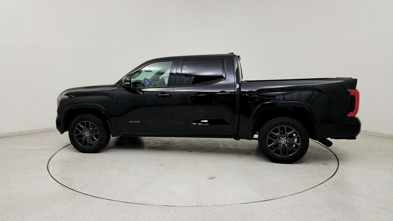 Used 2023 Black Toyota Platinum image 4