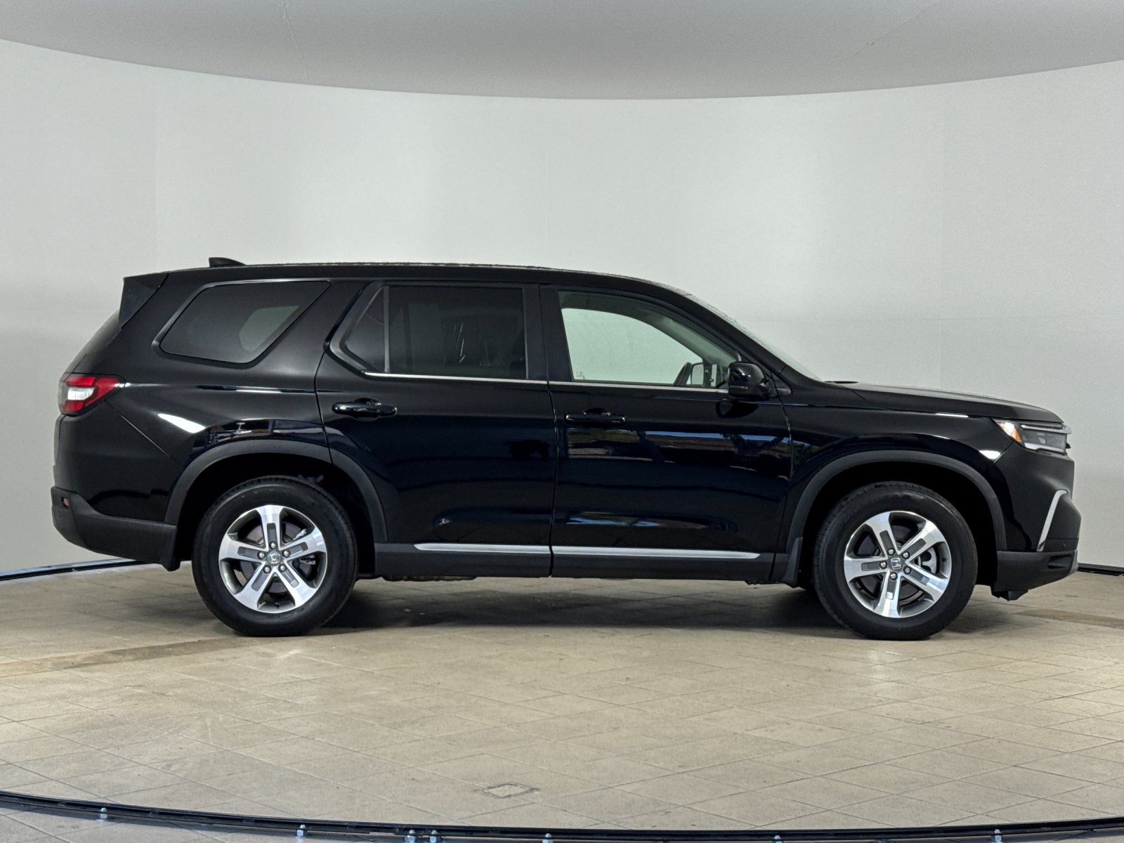 2025 Honda Pilot EX-L — foto completa 7 de 28