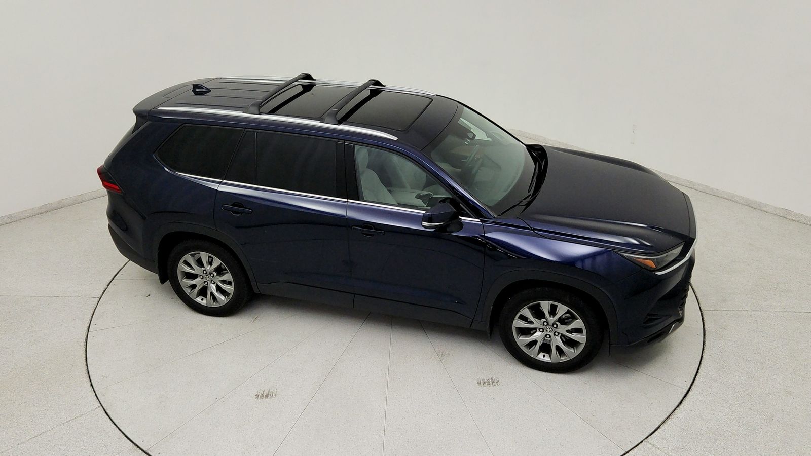 Used 2025  Toyota Limited image 20