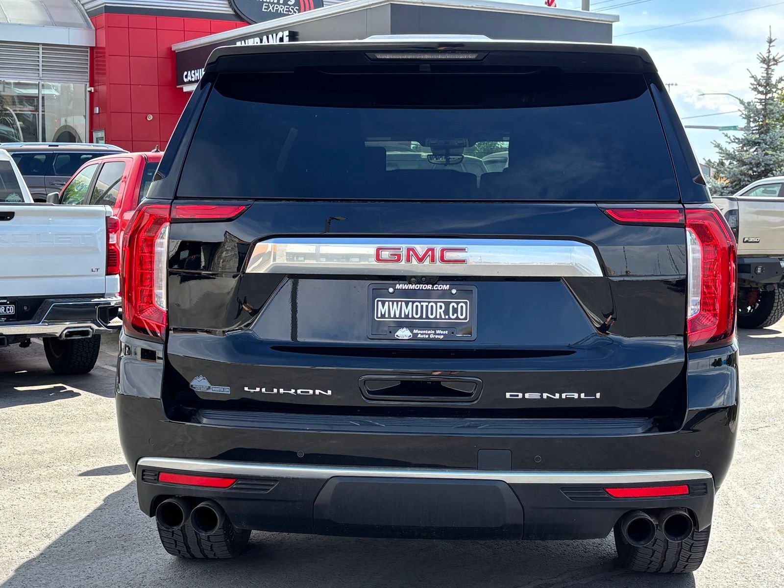 Used 2023 GMC Yukon XL SUV