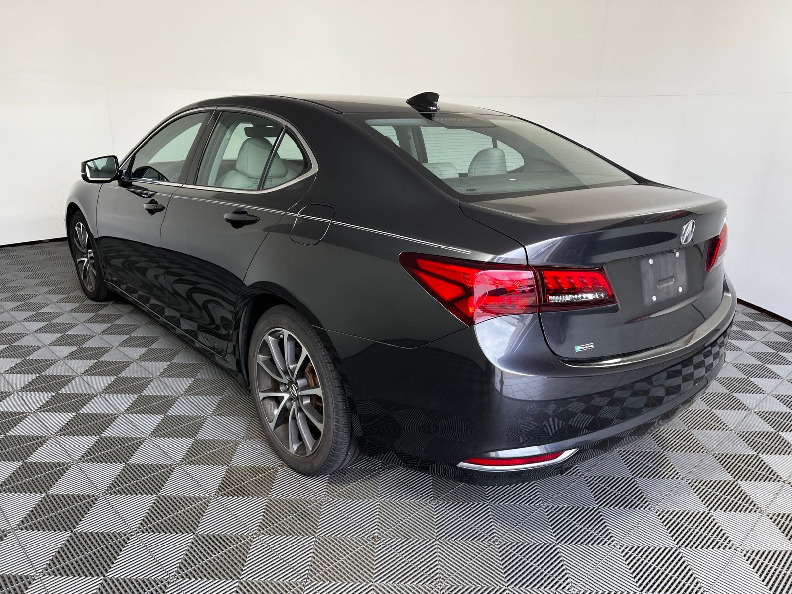 Thumbnail: 2015 Acura TLX - 7