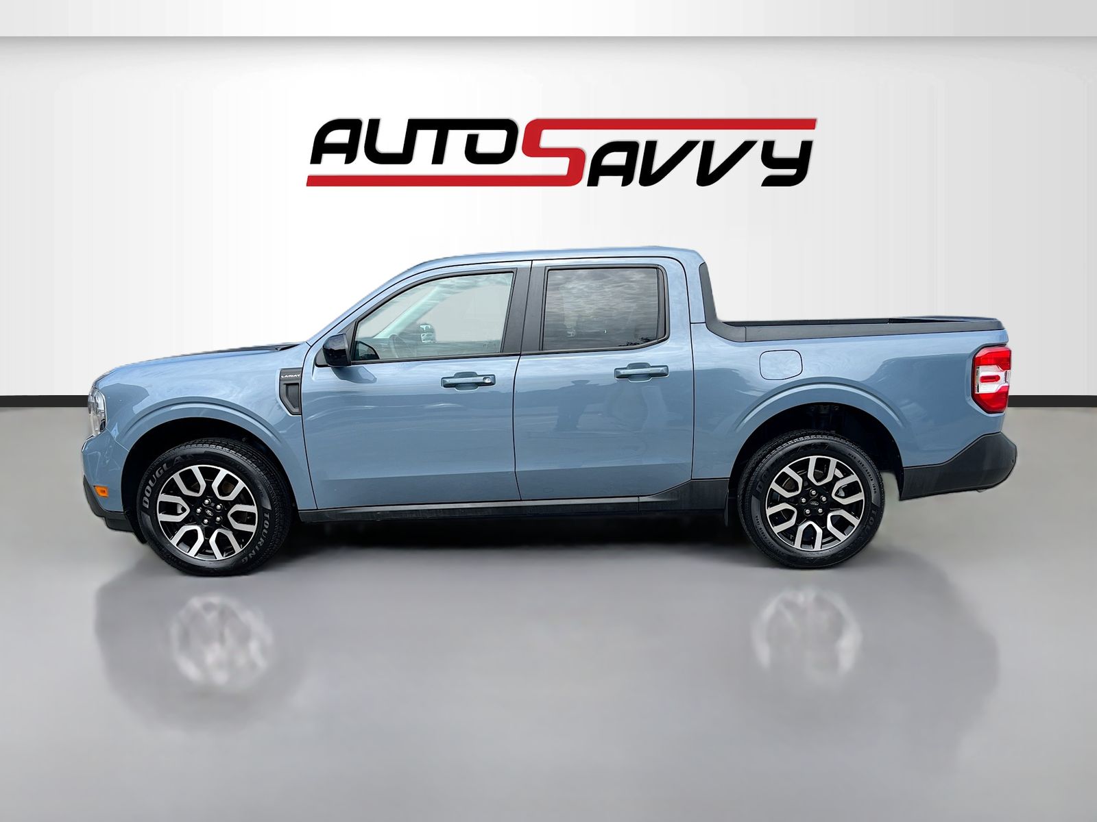 Used 2024 Gray Ford Lariat image 4