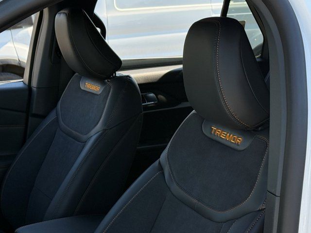New 2026 Star White Metallic Tri-Coat Ford Tremor image 25