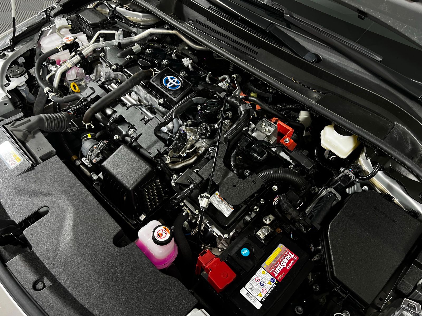 Thumbnail: 2024 Toyota Corolla - 11