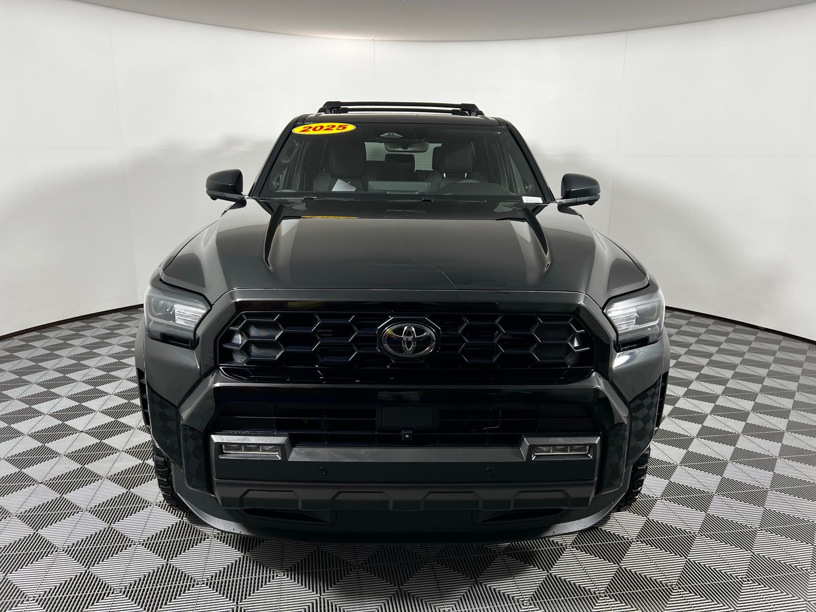 Thumbnail: 2025 Toyota 4Runner - 2