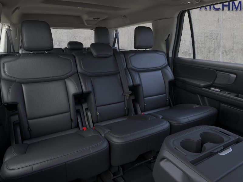 New 2026 Glacier Gray Metallic Tri-Coat Ford Platinum image 11