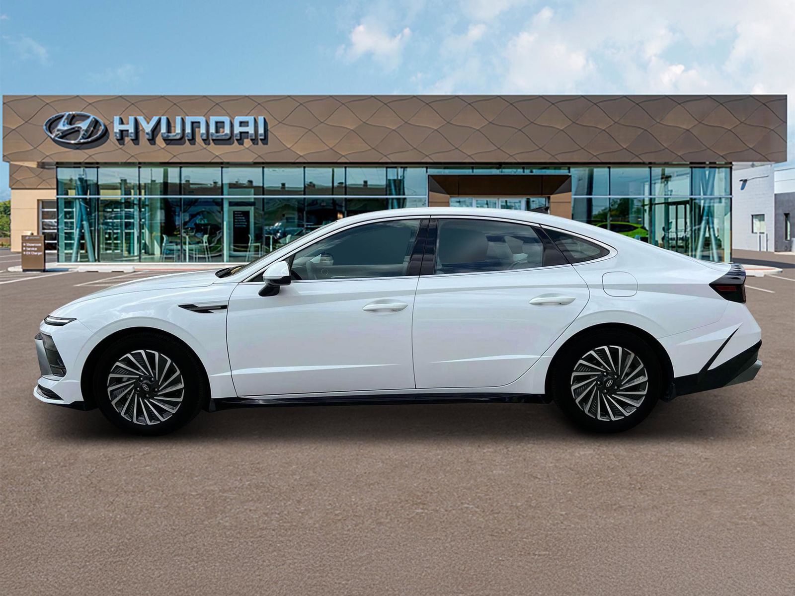 Sonata Hybrid SEL