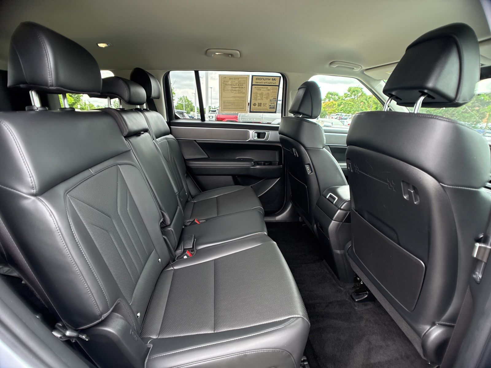Used 2024 White Hyundai SEL image 29