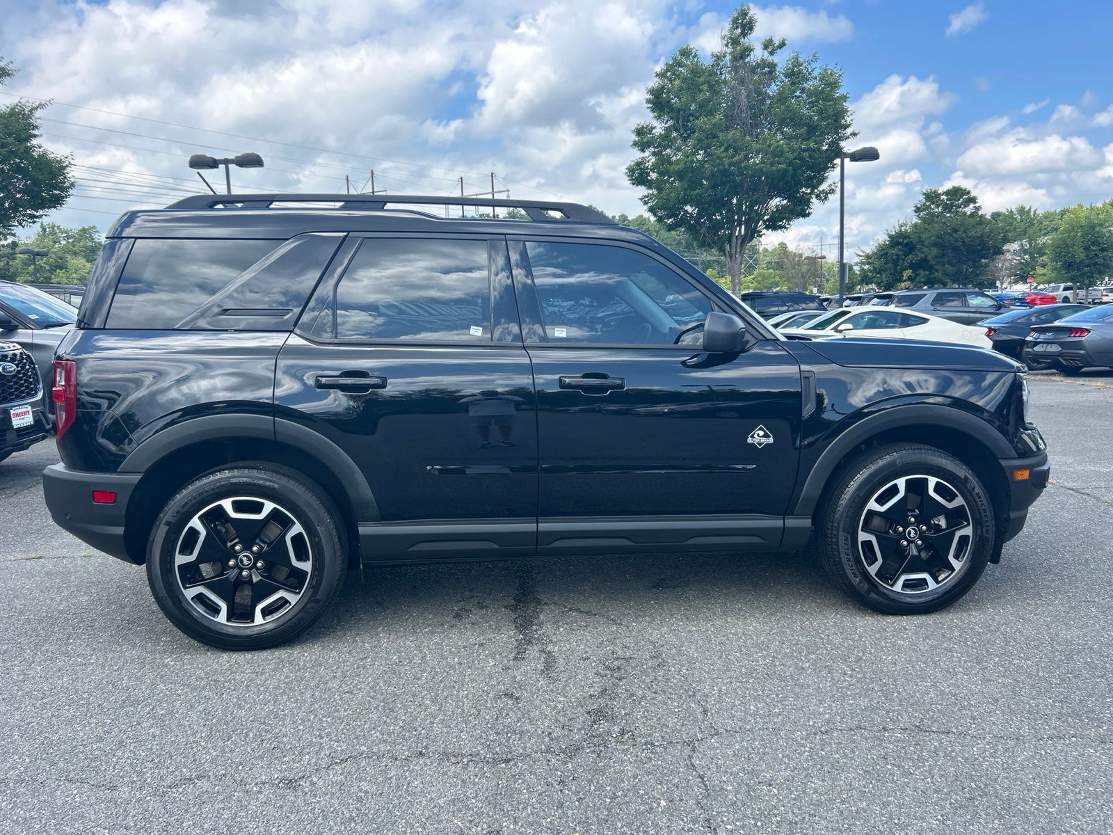 Certified Used 2023 Shadow Black Ford Outer Banks image 5