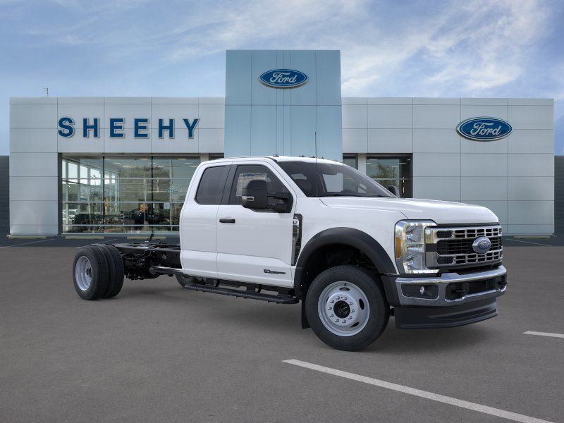 2025 Ford F-550 XL 4x4 SuperCab 192-In DRW's photo