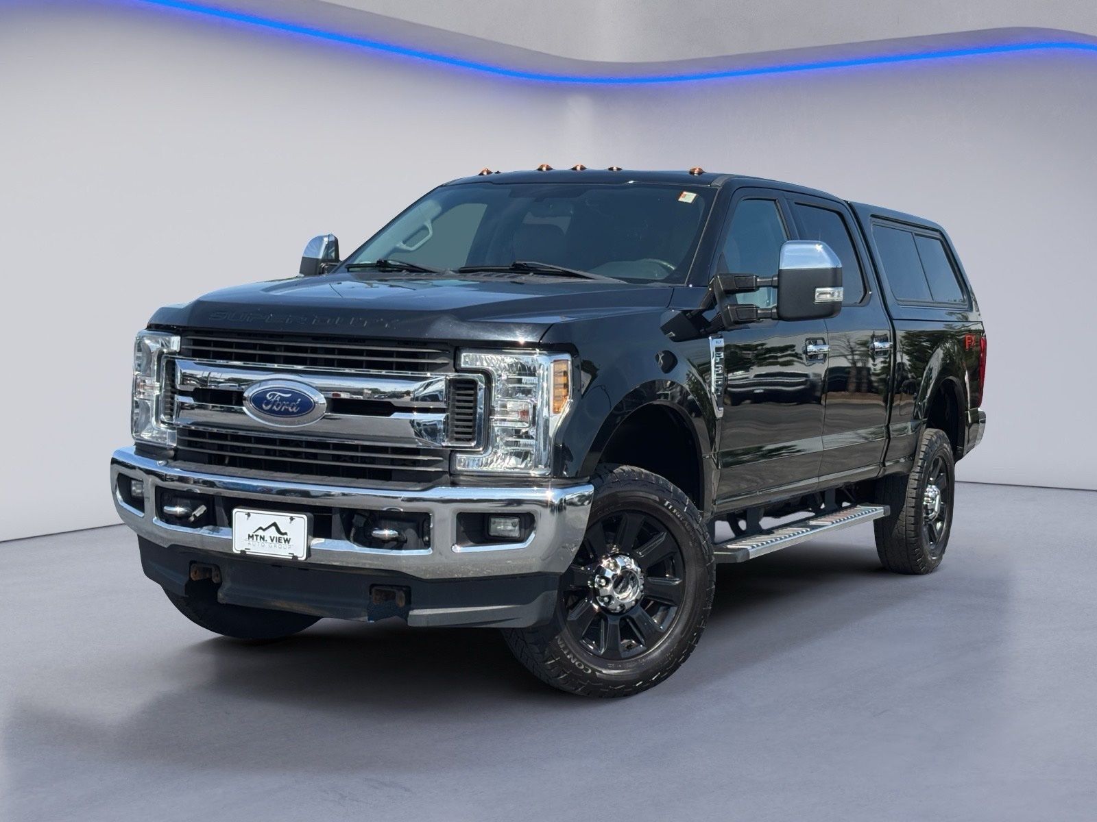 2018 Ford F-350 Super Duty Pickup Truck Four-Wheel Drive 6-Speed Automatic