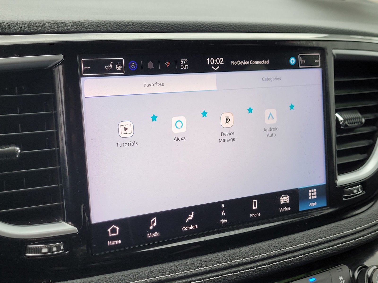 Used 2024 White Chrysler Limited image 19