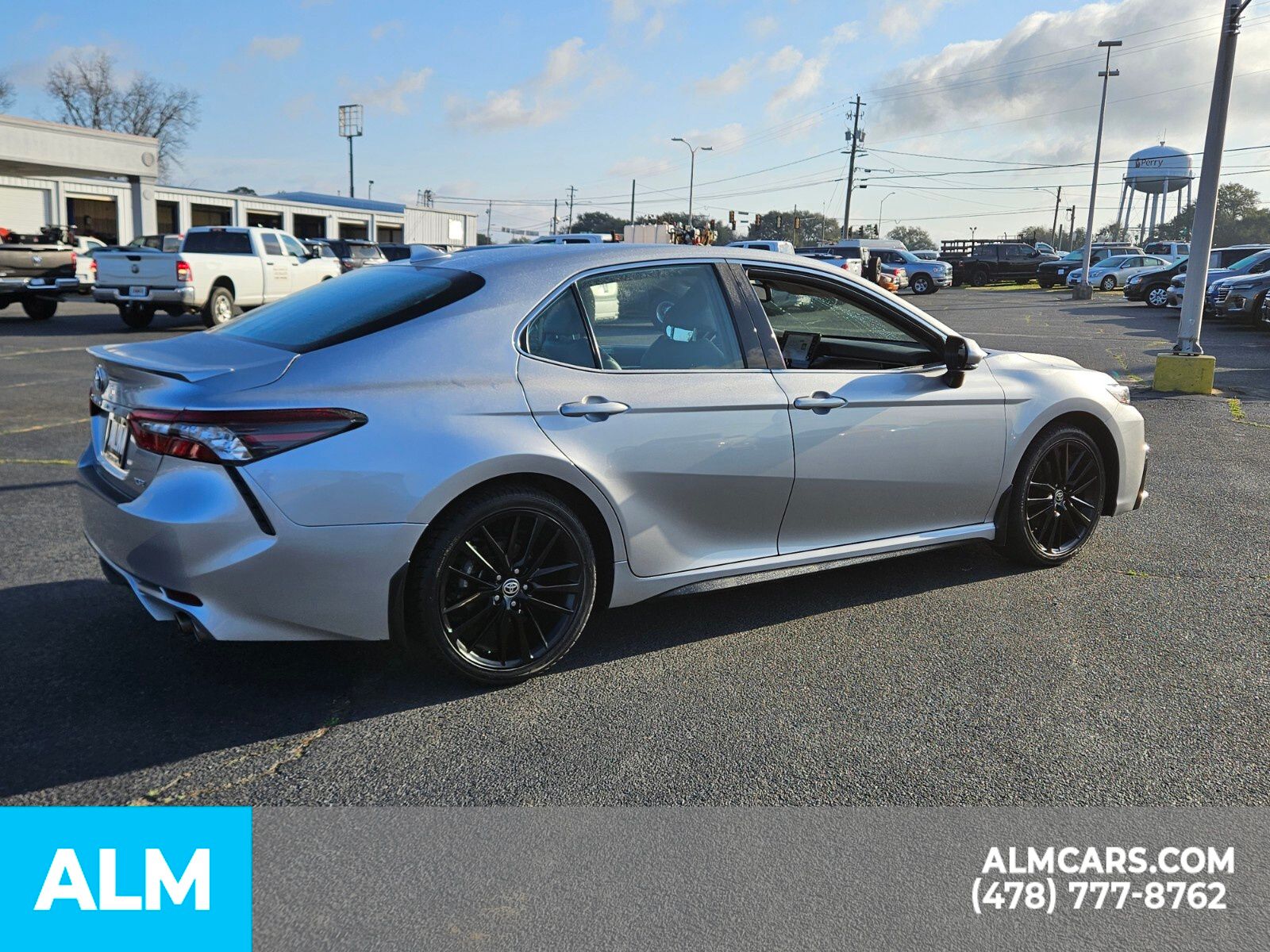 2023 Toyota Camry XSE photo 10