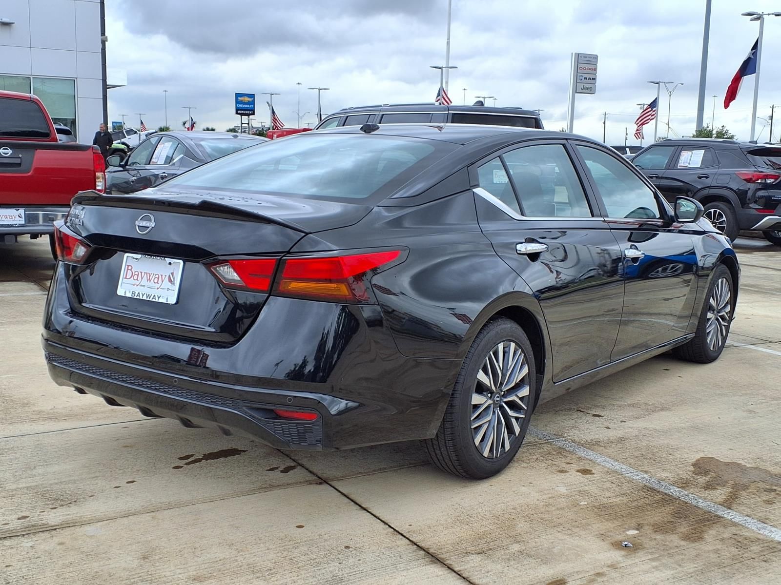 2025 Nissan Altima 2.5 SV - 4