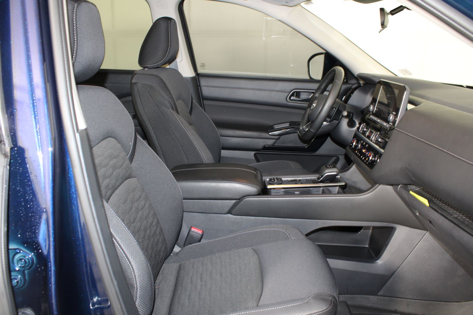 Used 2025 Blue Nissan SV image 25