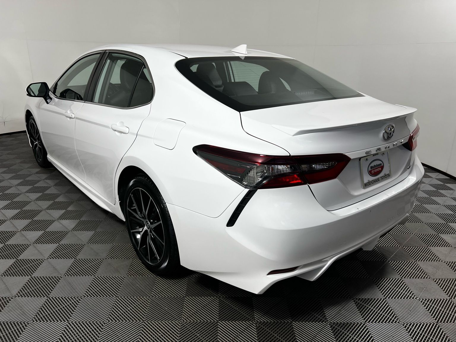 Thumbnail: 2024 Toyota Camry - 7