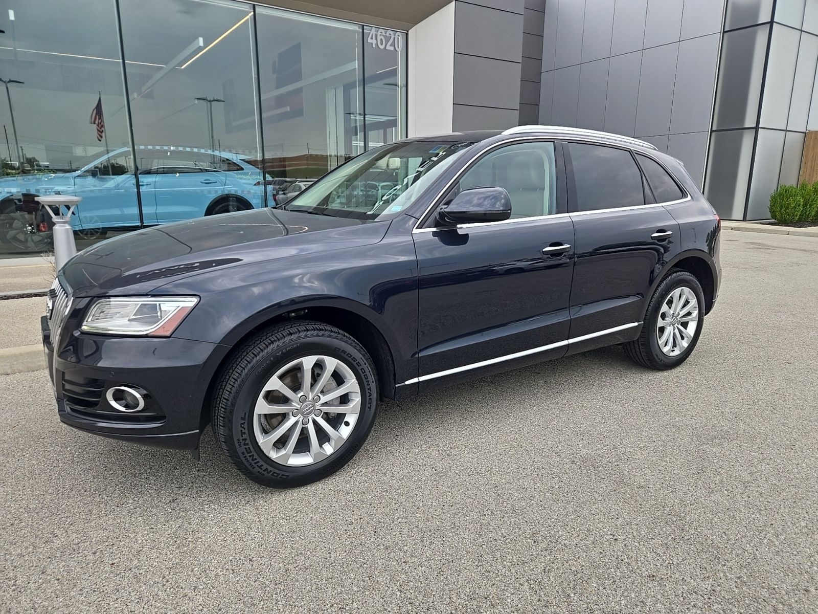 Moonlight Blue 2015 Audi Q5 SUV / Crossover All-Wheel Drive 8-Speed Automatic