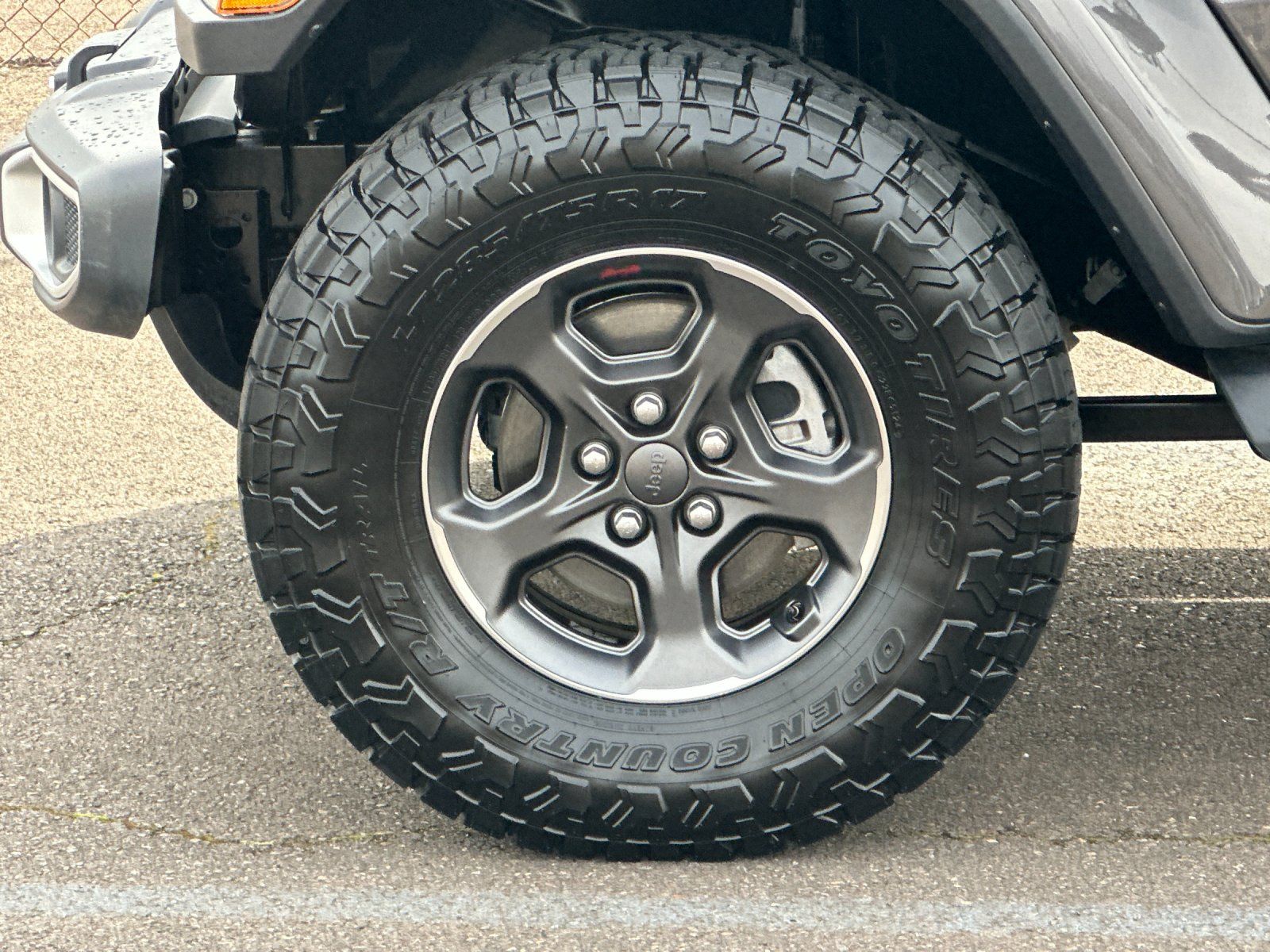 used 2020 Jeep Gladiator car, priced at $27,498