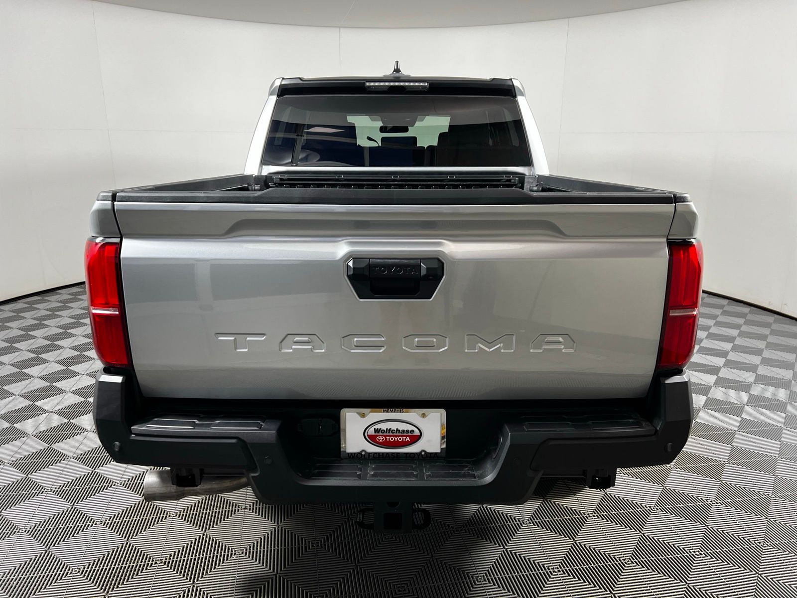 2025 Toyota Tacoma SR 6