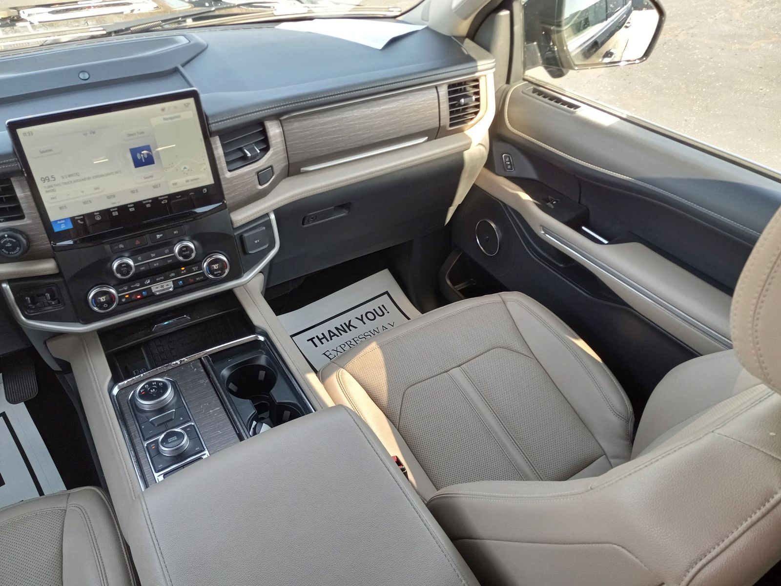 2023 Ford Expedition image 19