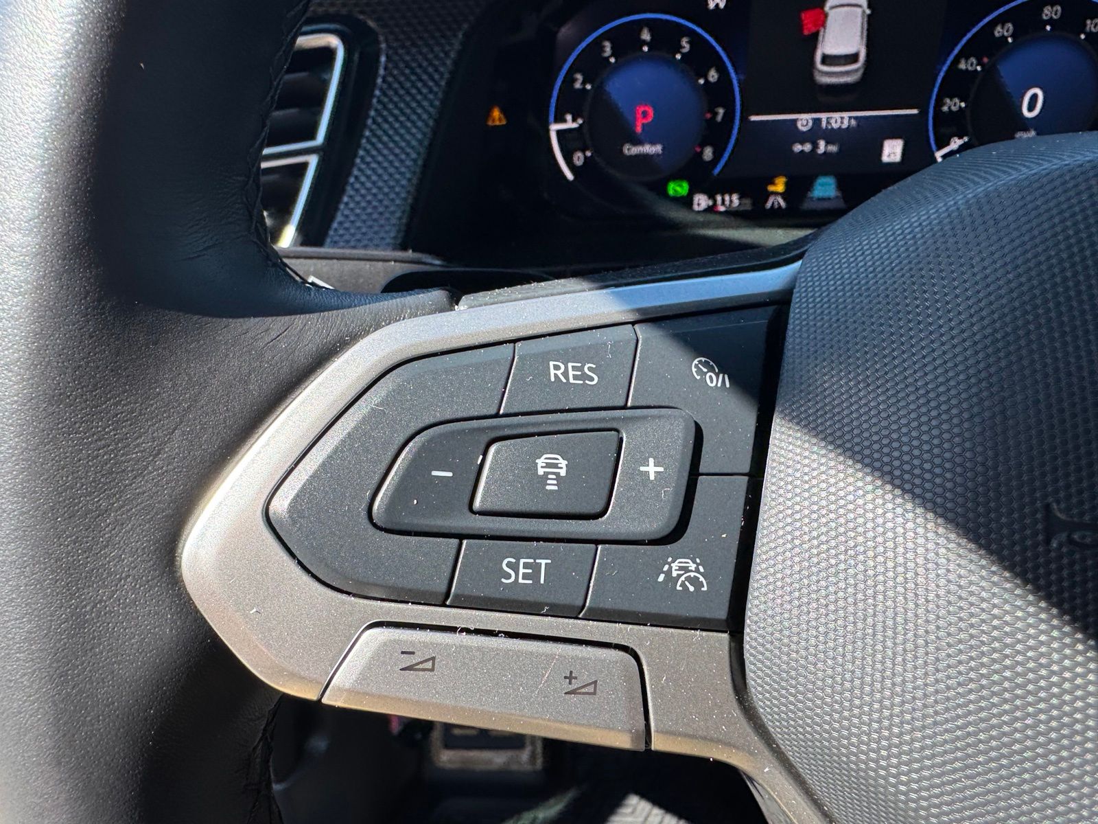 Used 2025 Volkswagen Atlas Cross Sport SUV