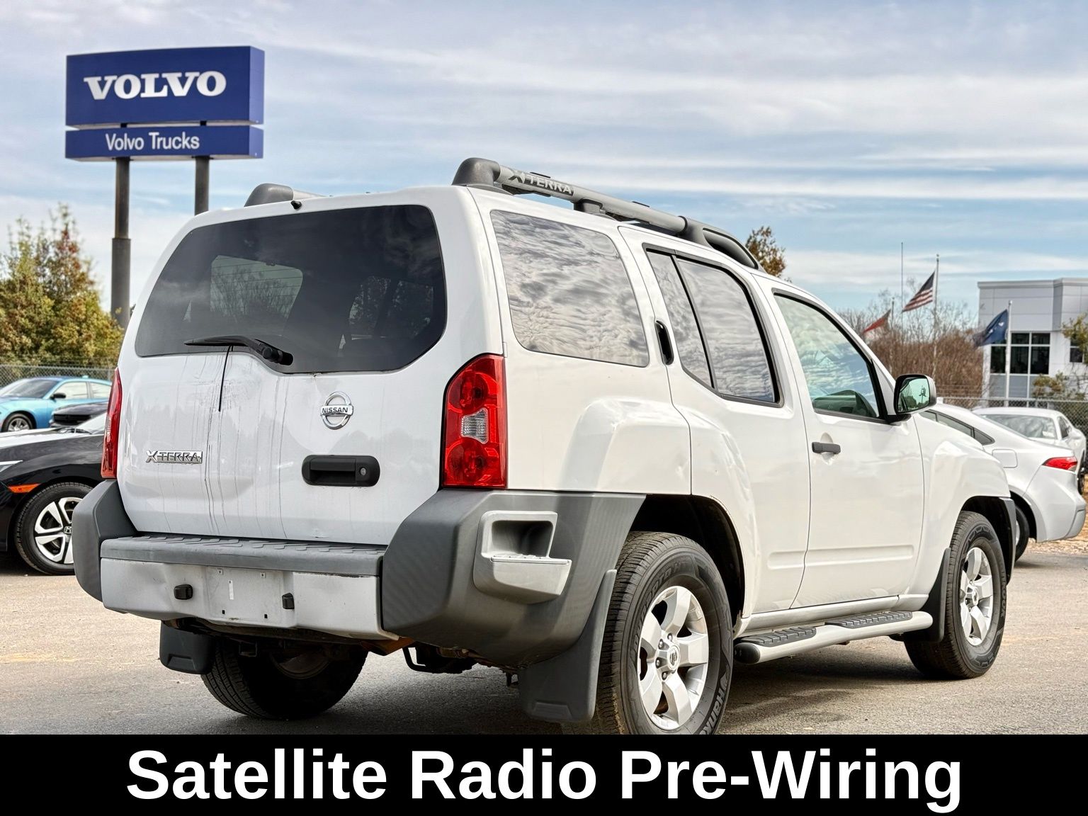 View vehicle photo 7