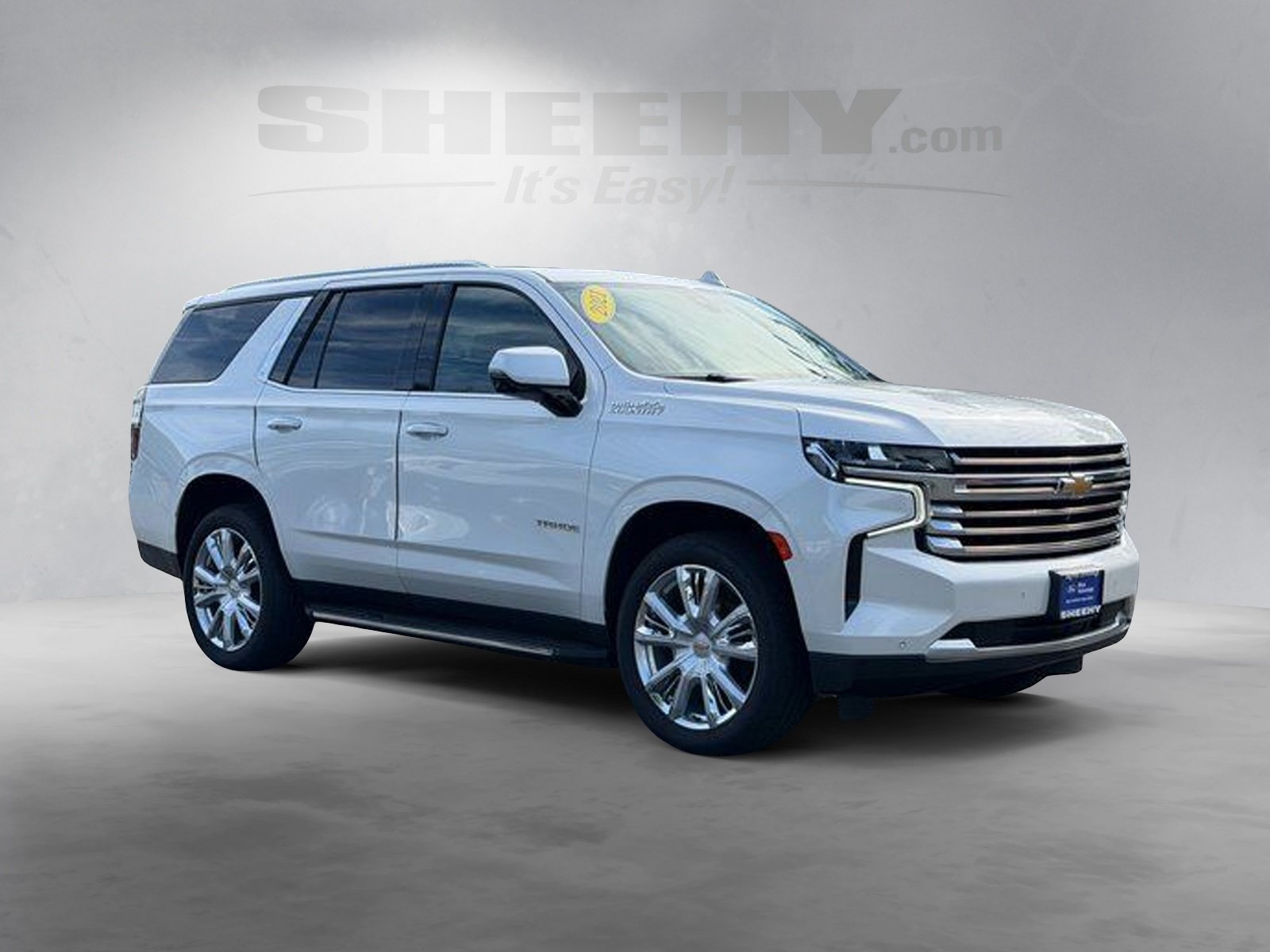 Used 2021 Iridescent Pearl Tricoat Chevrolet High Country image 2