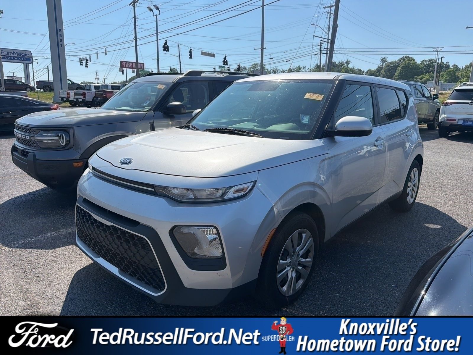 Sparkling Silver 2021 Kia Soul LX FWD SUV / Crossover Front-Wheel Drive Continuously Variable Transmission