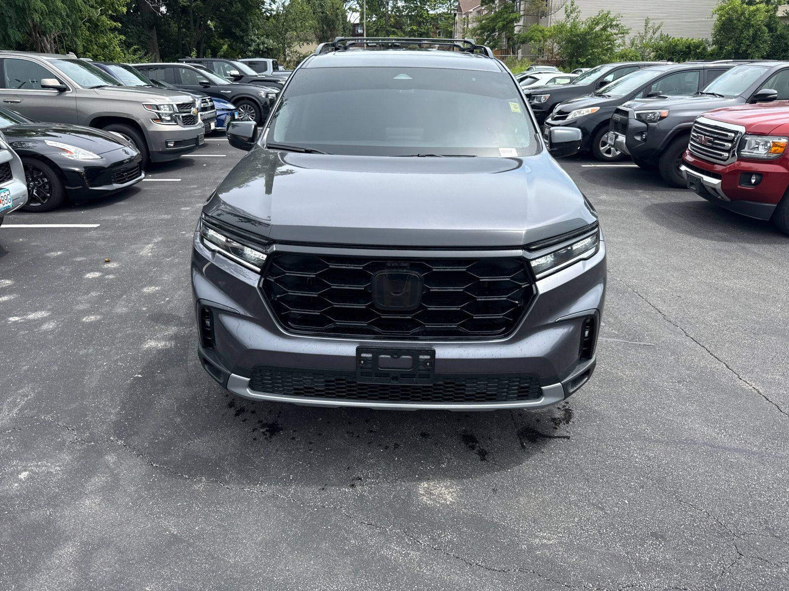 Gray (Modern Steel Metallic) 2024 Honda Pilot SUV / Crossover All-Wheel Drive Automatic
