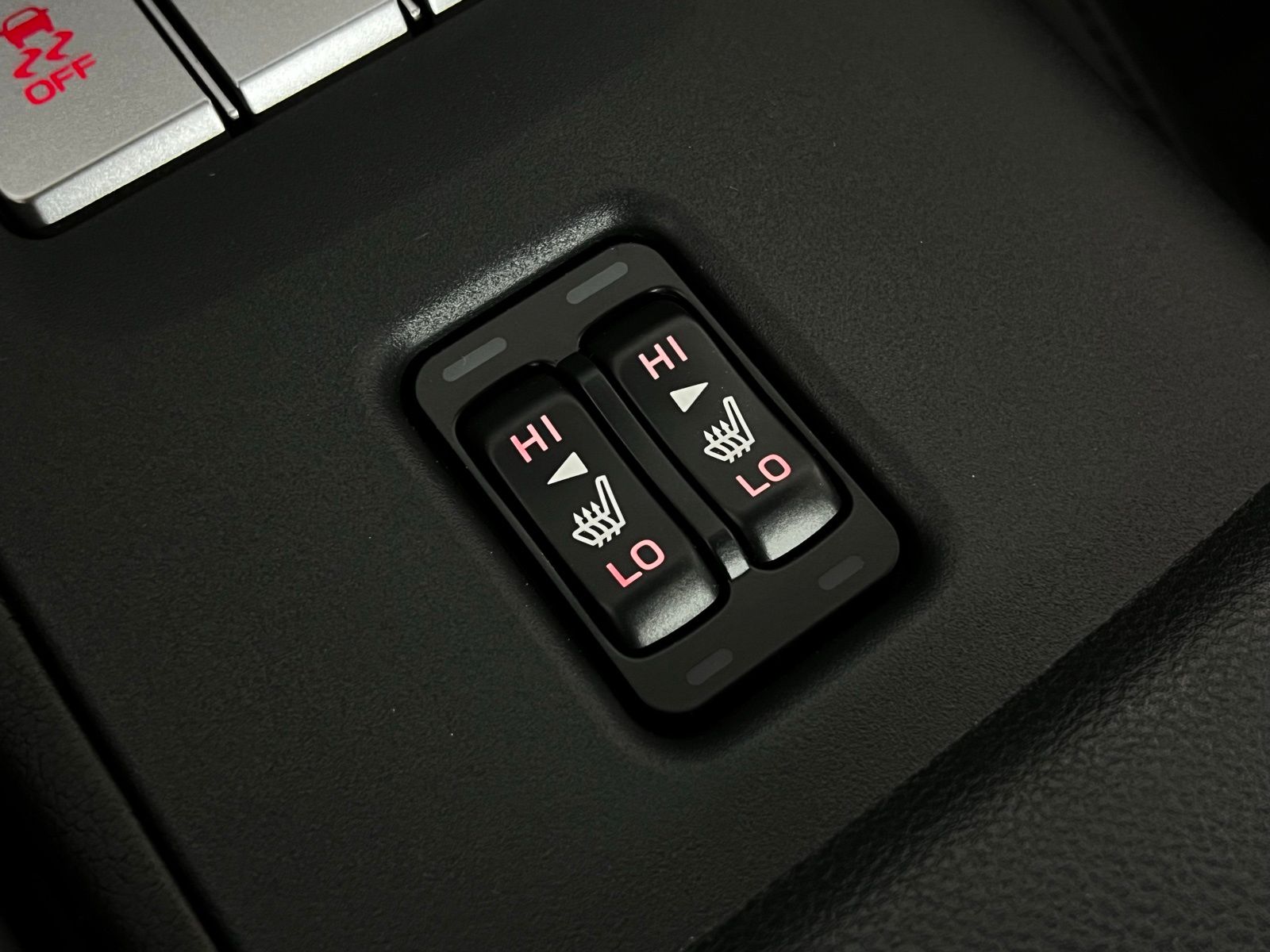 Thumbnail: 2025 Toyota GR86 - 16