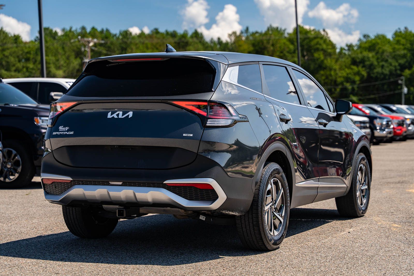 Used 2023 Kia Sportage Hybrid SUV