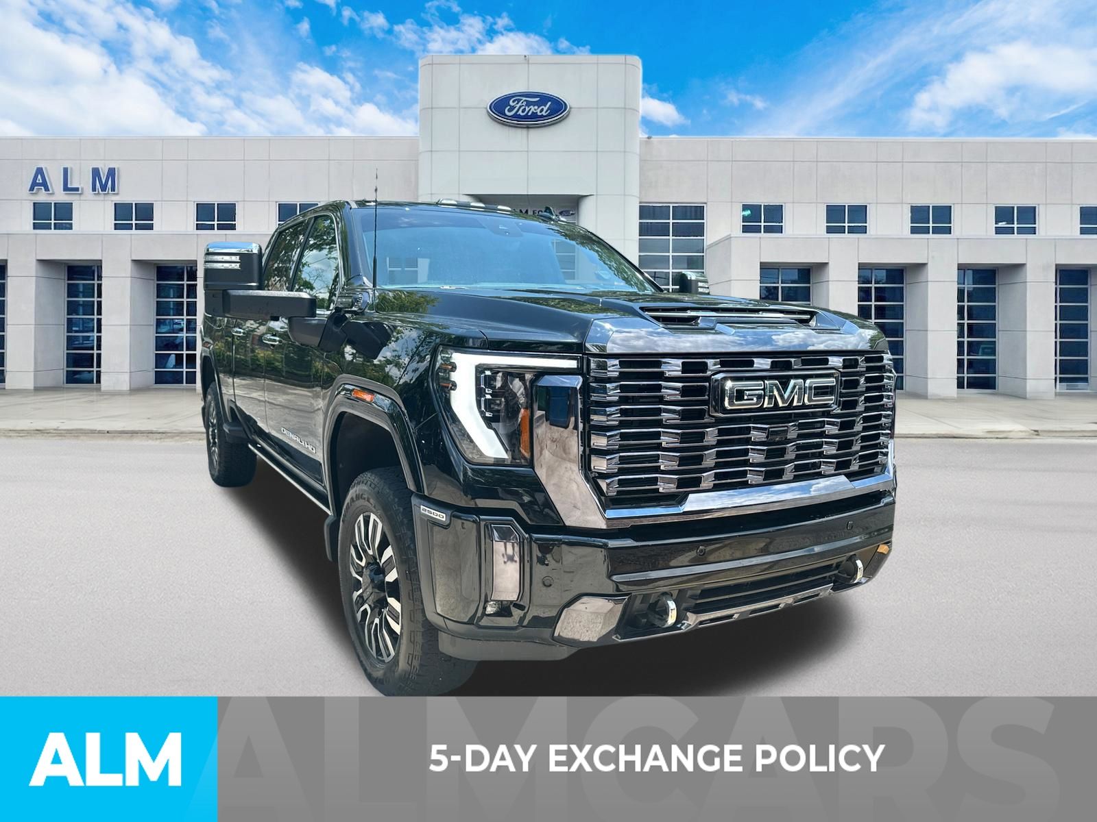 Used 2024 Black GMC Denali Ultimate image 3