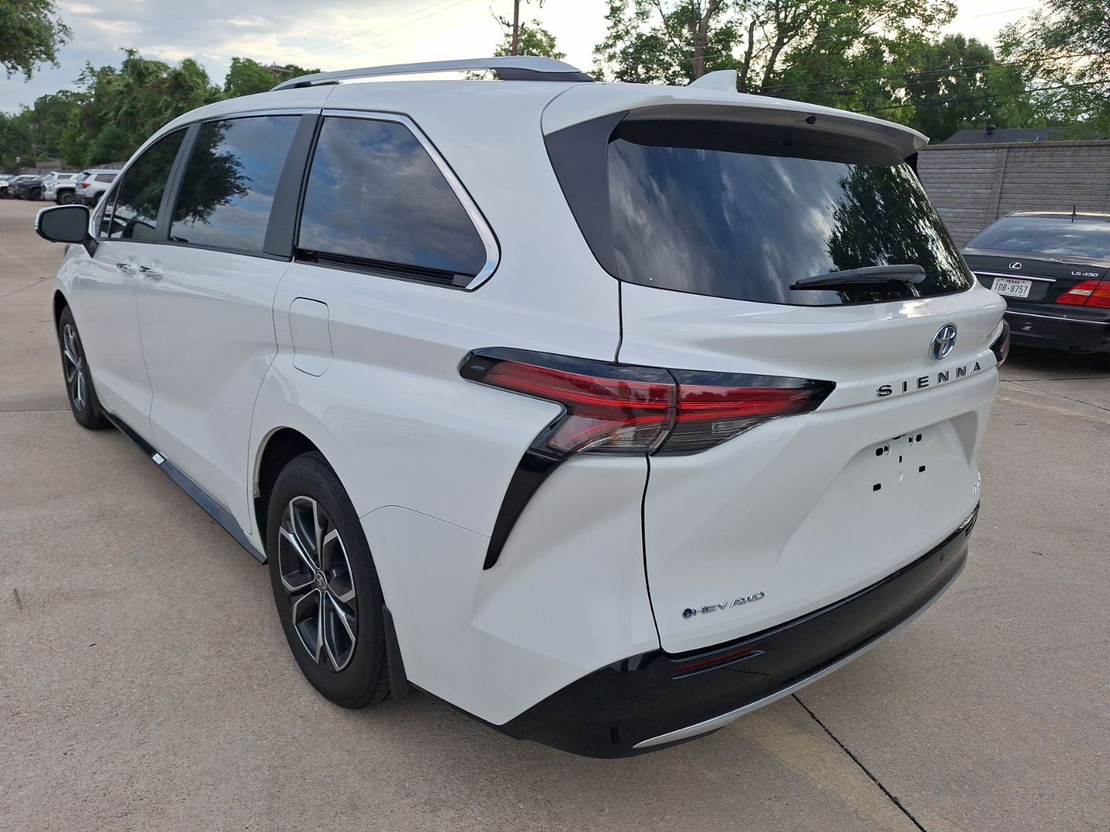 car-gallery-4