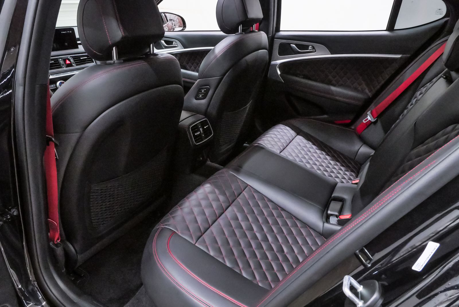 2023 Genesis G70 3.3T - 10