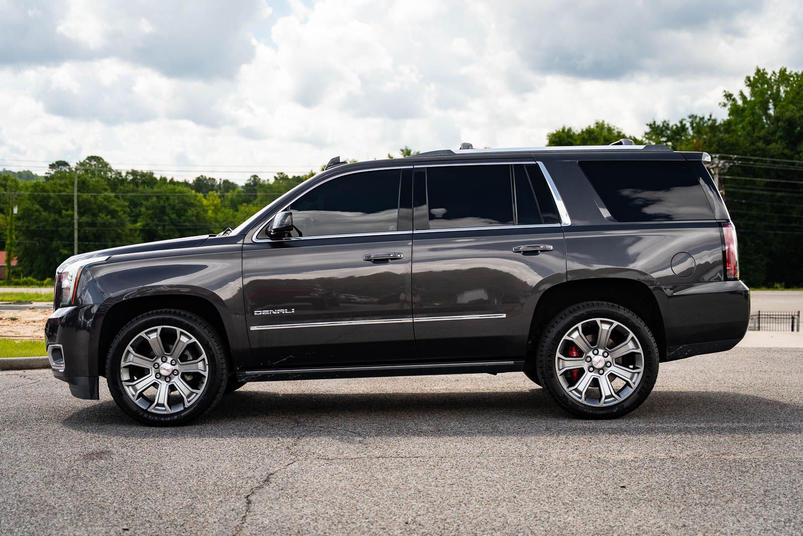 Used 2017 GMC Yukon SUV