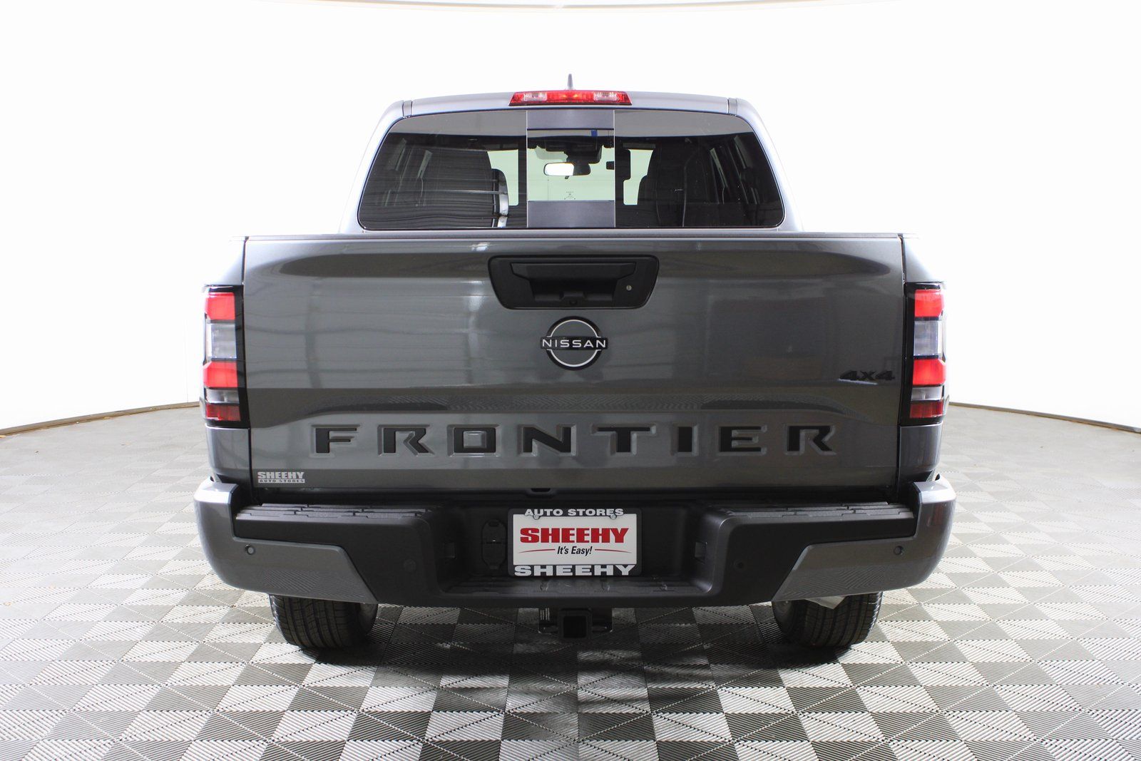 View vehicle photo 5