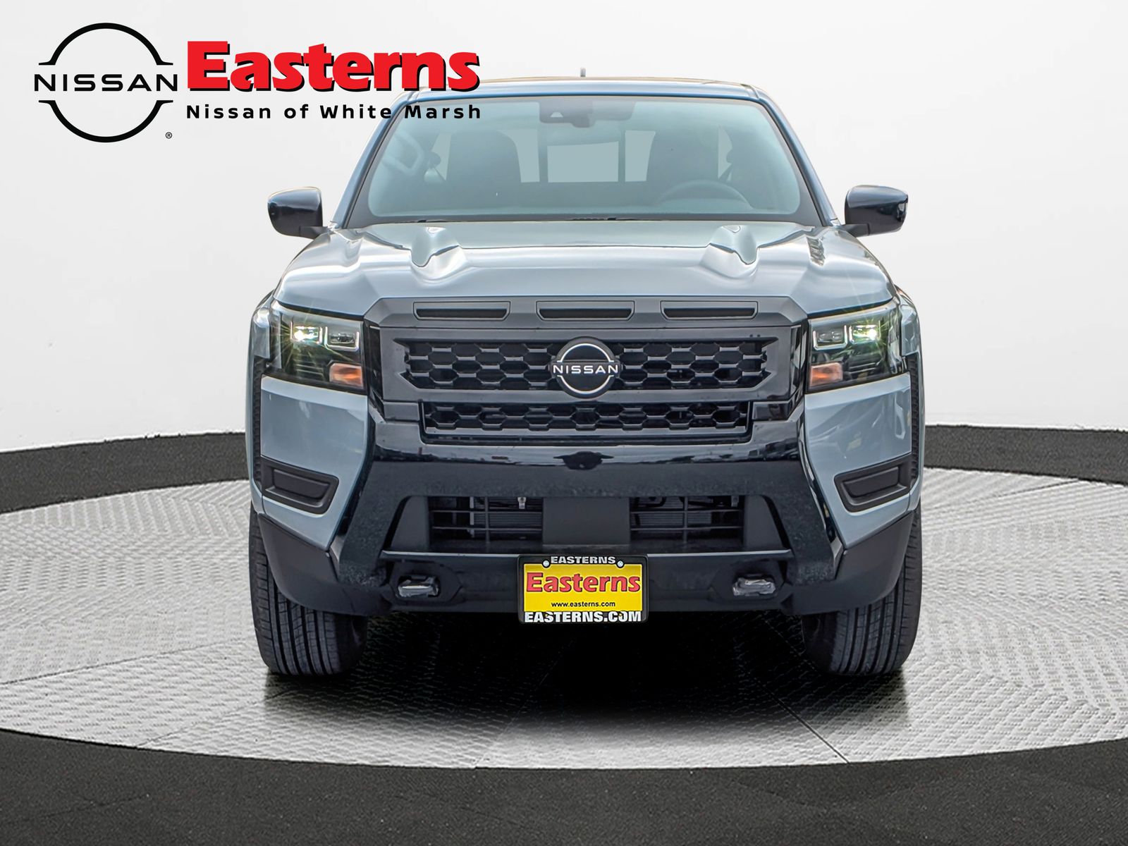 2026 Nissan Frontier SV photo 2