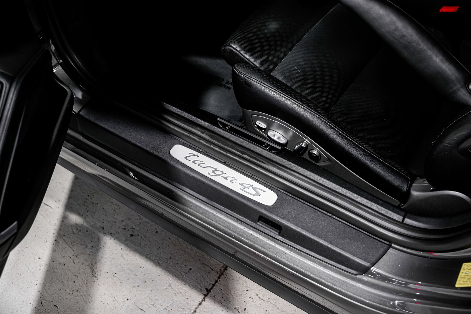 2017 Porsche 911 Targa 4S — photo 22