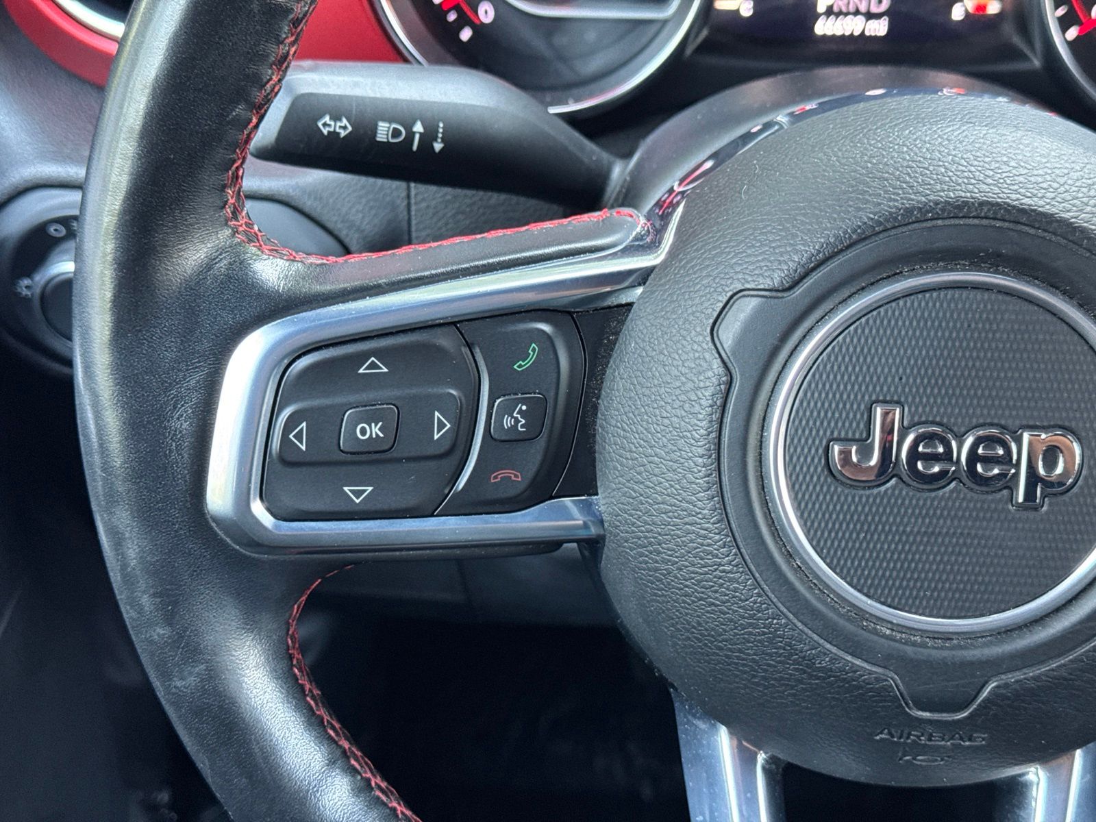 Used 2020 Granite Crystal Clearcoat Metallic Jeep Unlimited Rubicon image 16