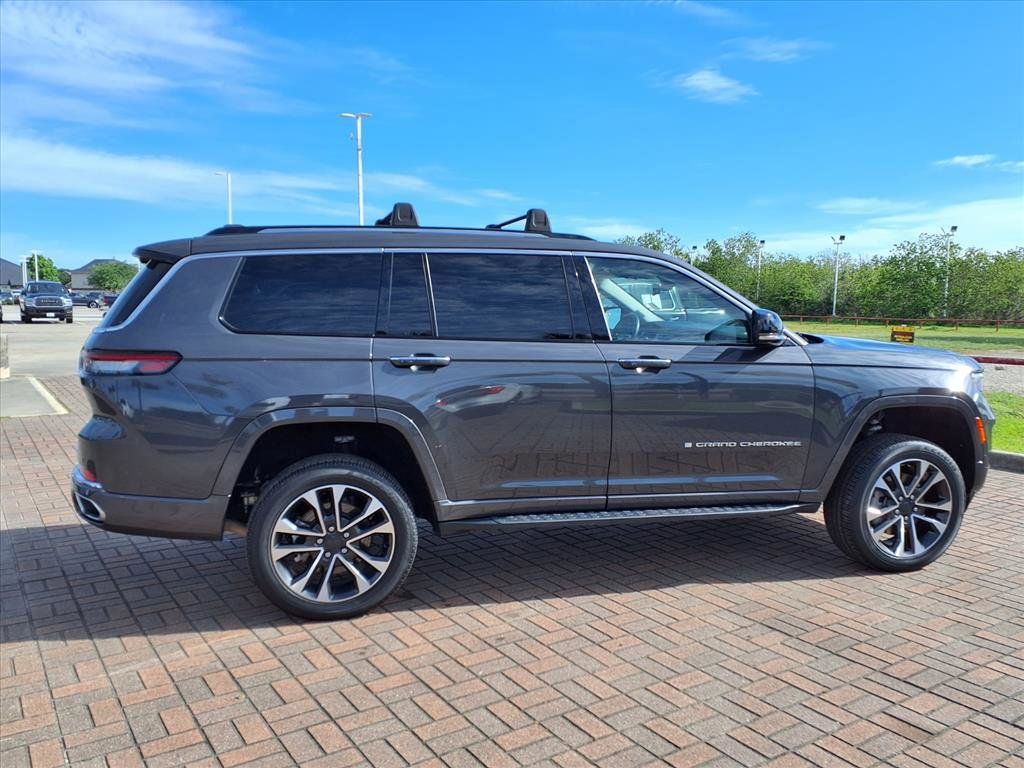 2022 Jeep Grand Cherokee L Overland - 3