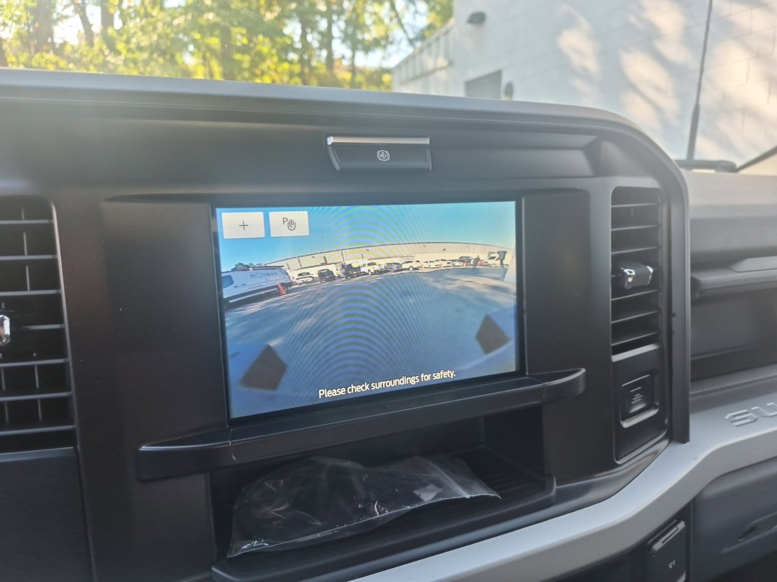 New 2026 Oxford White Ford XLT SERVICE BODY image 22