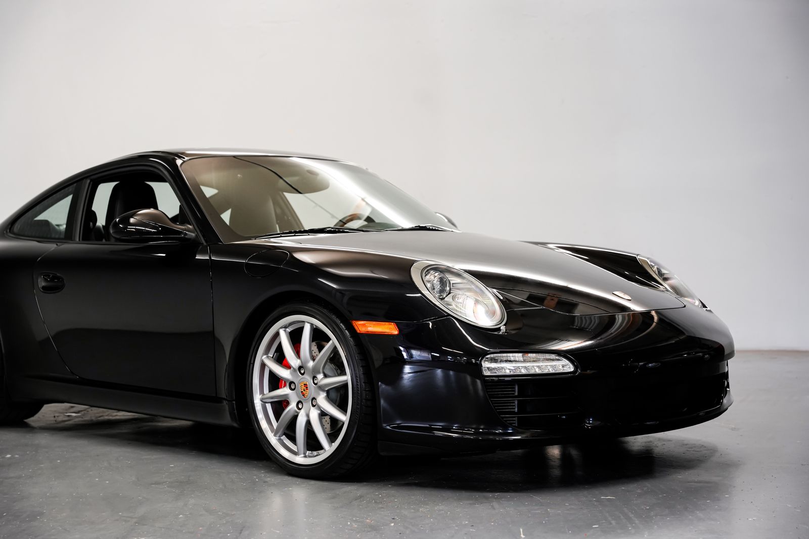 2011 Porsche 911 Carrera S — photo 36