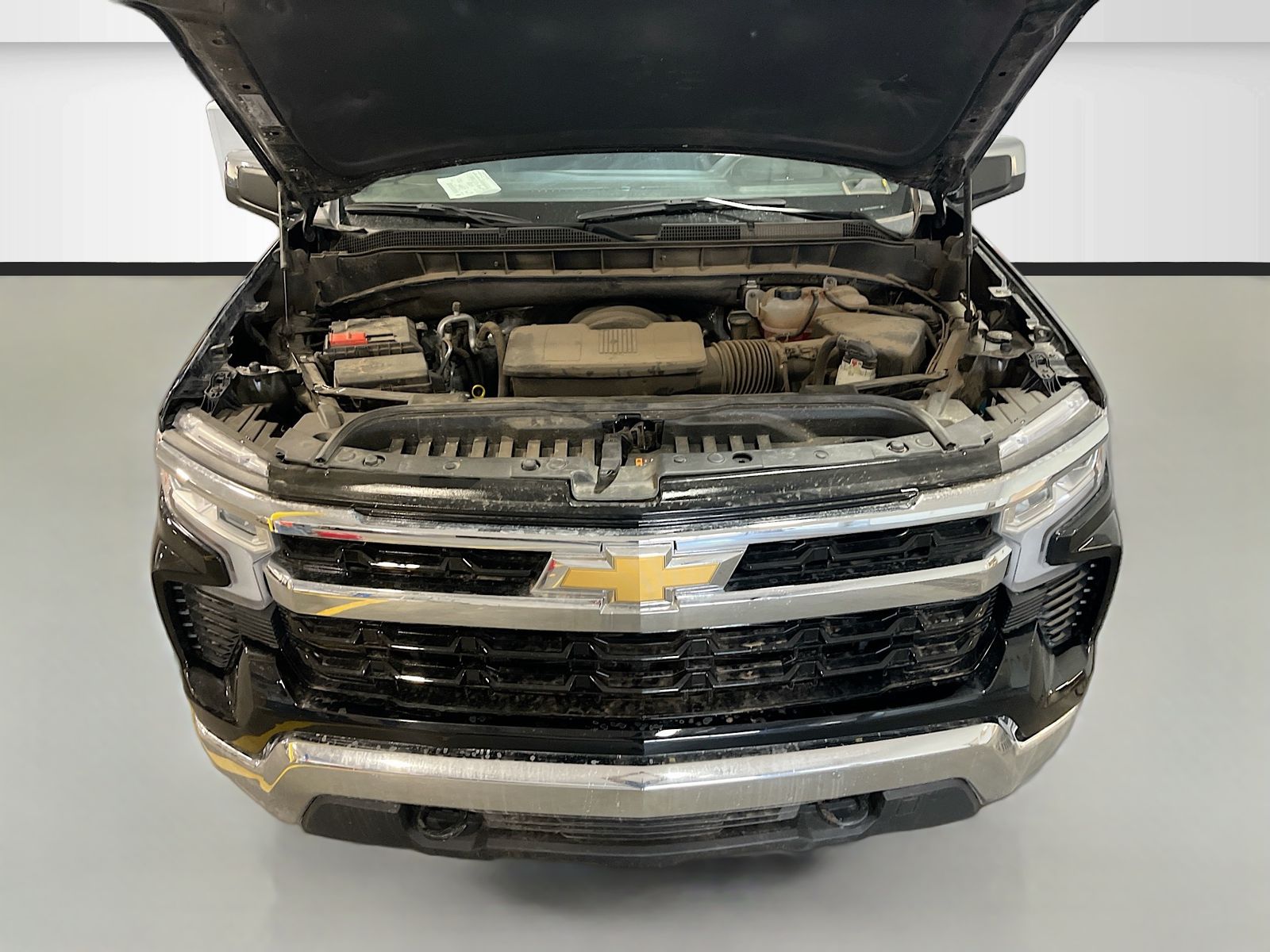 Used 2025 Black Chevrolet LT image 28