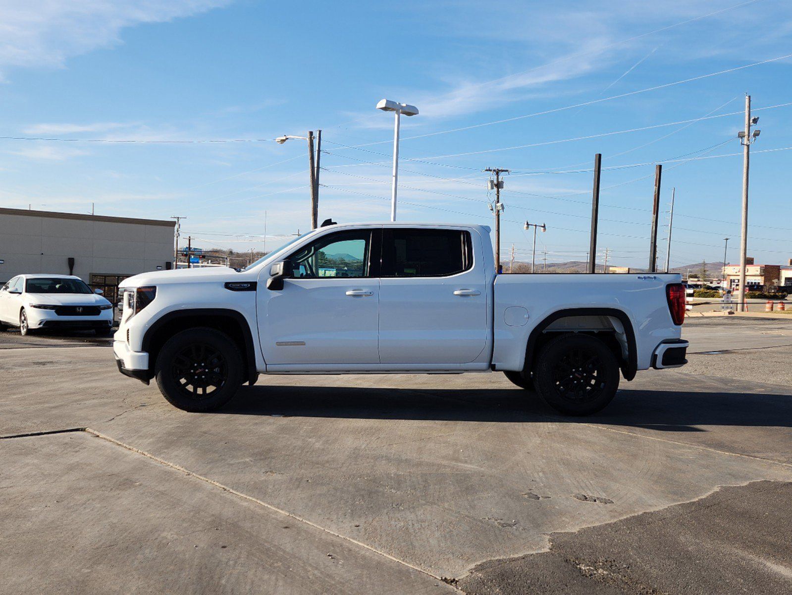 2025 GMC Sierra 1500 Elevation 3