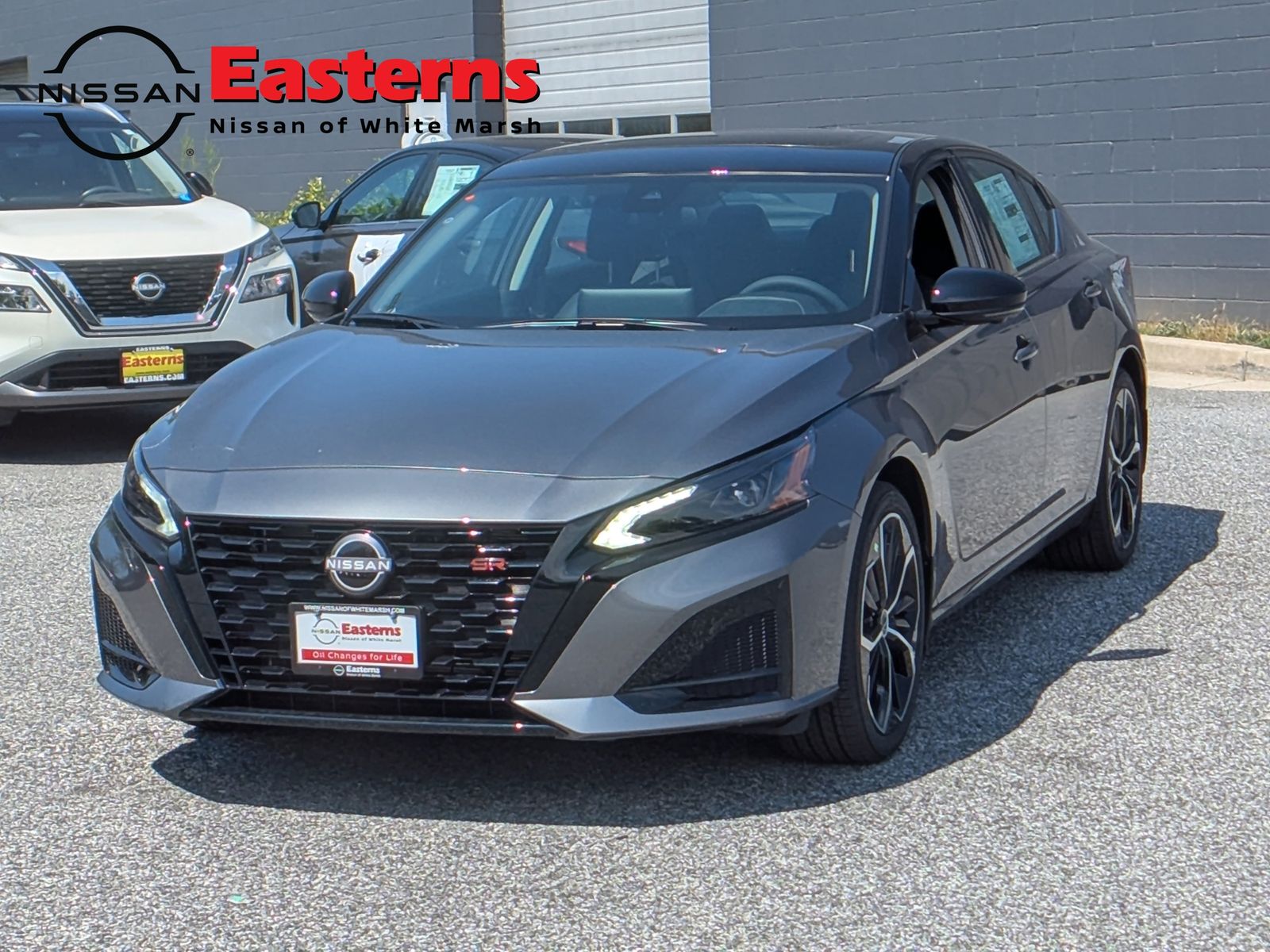 Gun Metallic/Super Black 2026 Nissan Altima Sedan Front-Wheel Drive Continuously Variable Transmission