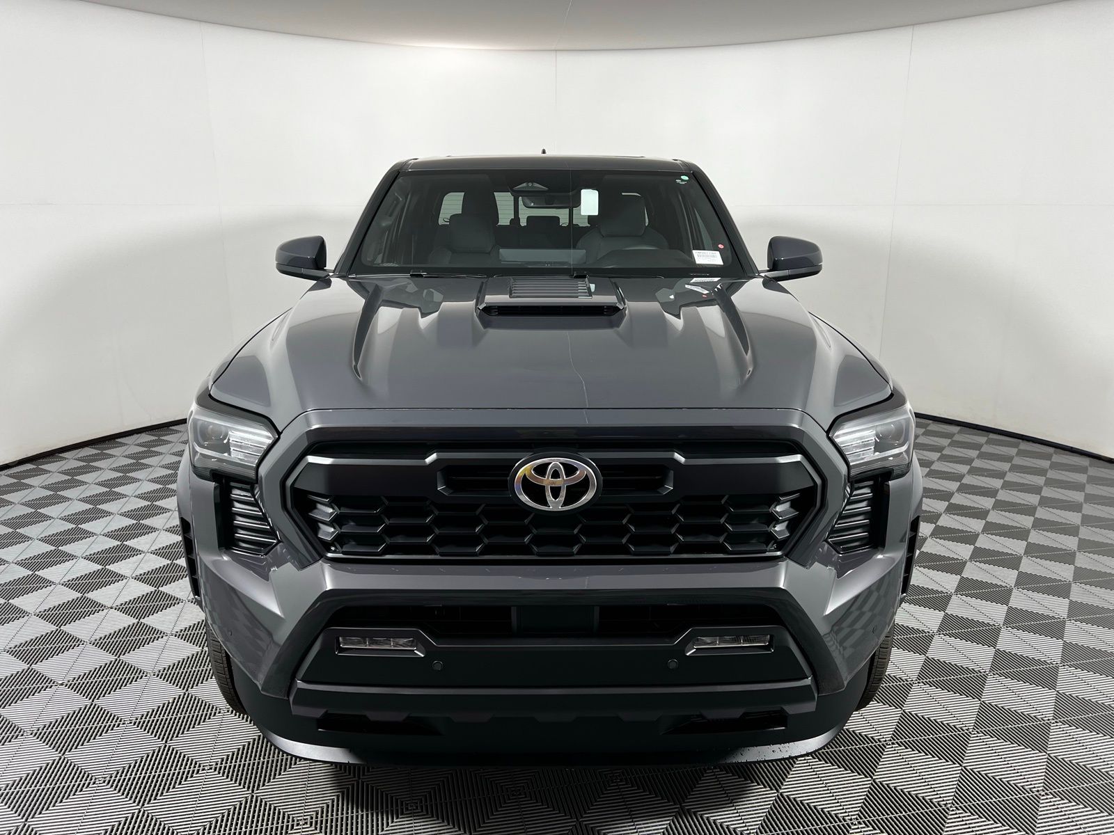 Thumbnail: 2025 Toyota Tacoma - 2