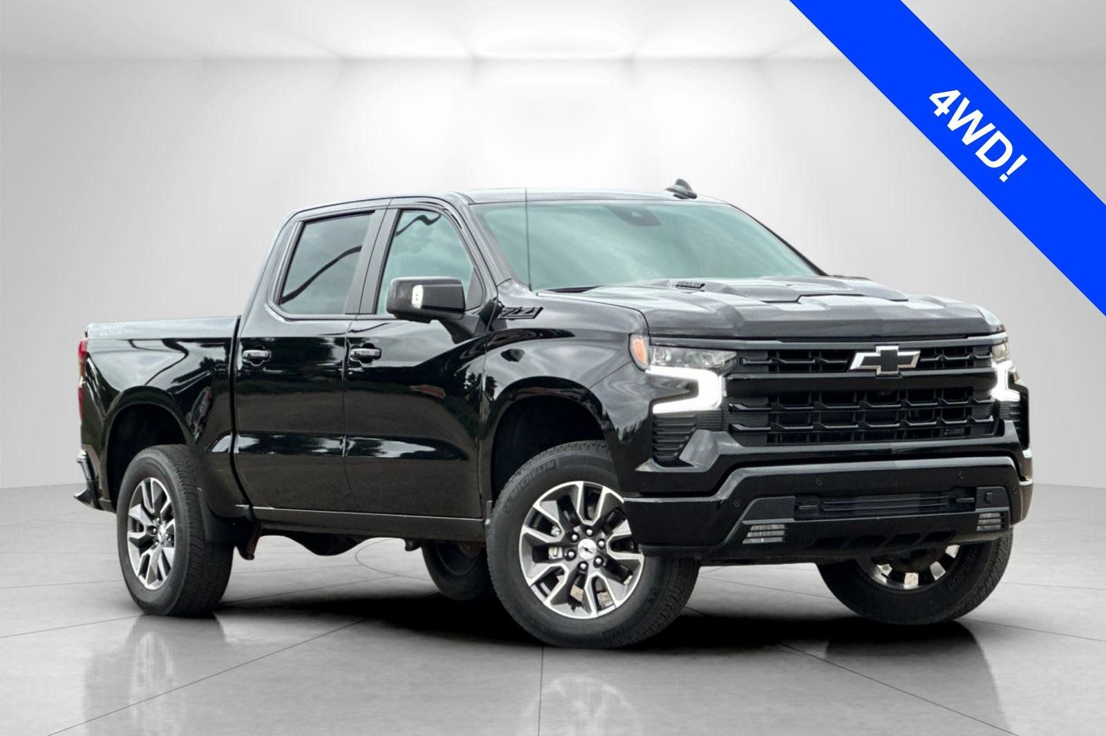 Black 2025 Chevrolet Silverado 1500 LT Trail Boss Crew Cab 4WD Pickup Truck Four-Wheel Drive Automatic