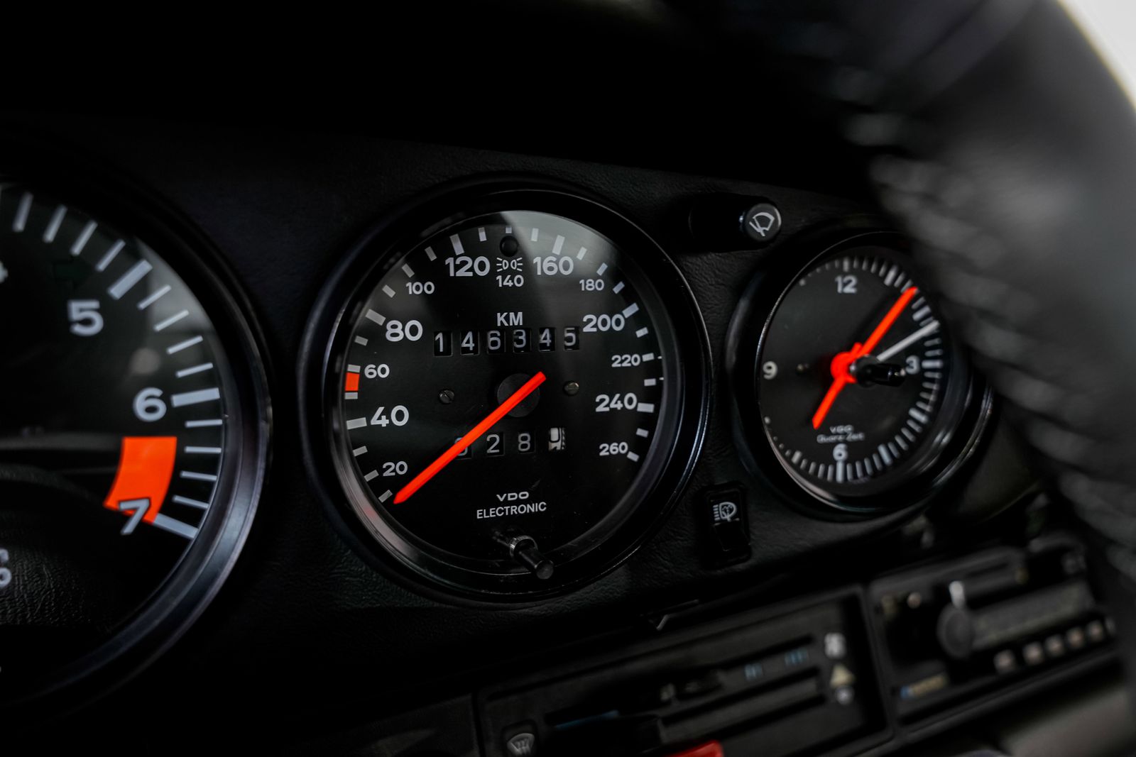 1988 Porsche 911 Carrera — photo 13