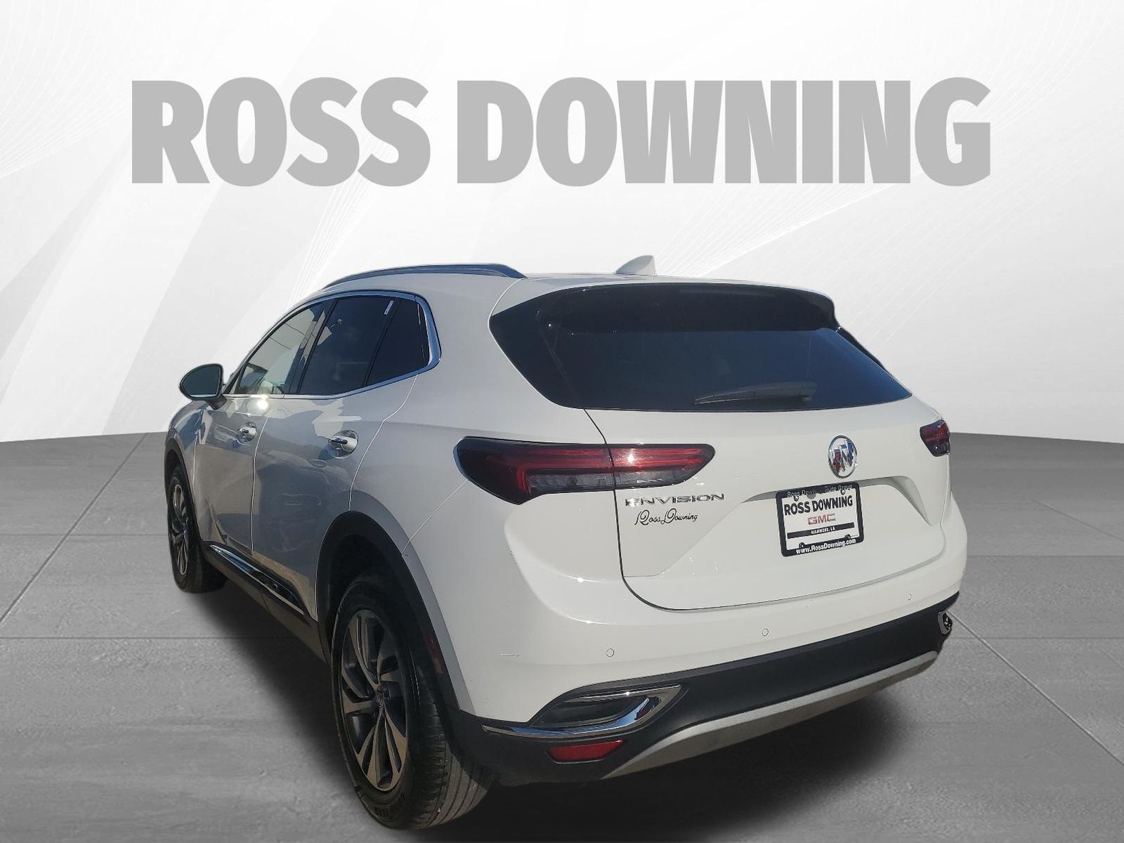 2023 Buick Envision Essence White at Royal Nissan